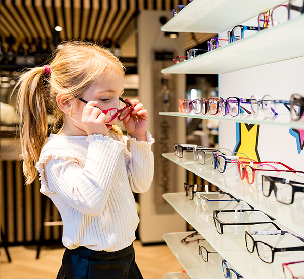 rem Demonteer Productie De leukste brillen en contactlenzen voor kinderen in Zierikzee